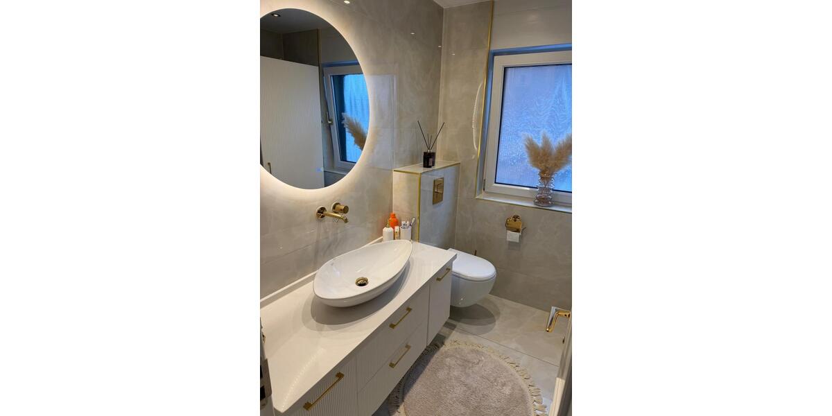 Exklusive und schicke Eigentumswohnung von privatErbpacht 4.5 zimmer