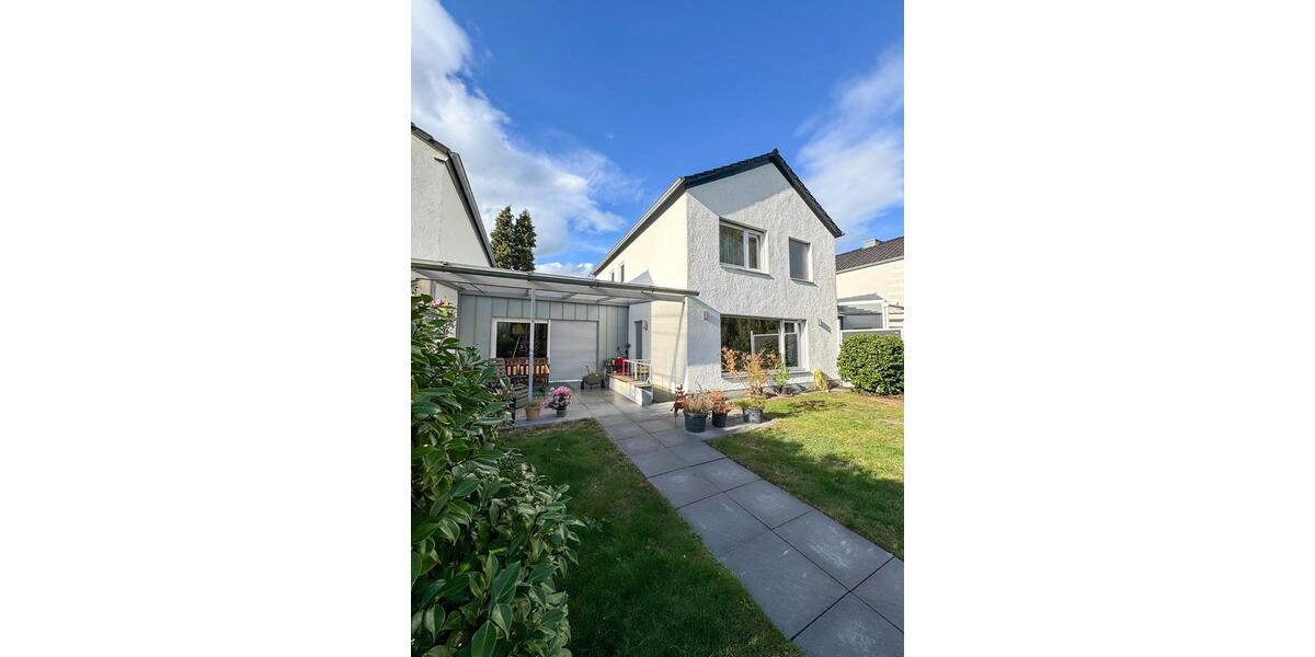 Reihenhaus Voerde (Niederrhein) - 4.5 Zimmer, 130 m&sup2;, 1.500&euro; | Angebot:24833347