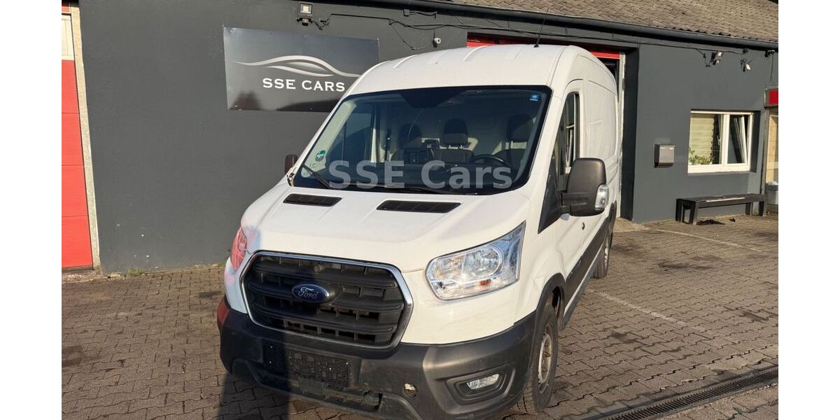 Ford Transit 125.323 km 8.499 &euro; Bochum 44795