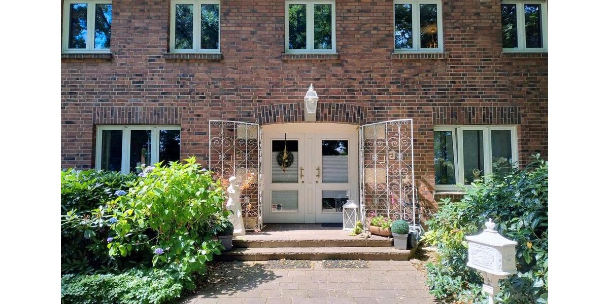 Erdgeschoßwohnung Bottrop Feldhausen - 3 Zimmer, 125 m&sup2;, 1.400&euro; | Angebot:24886214