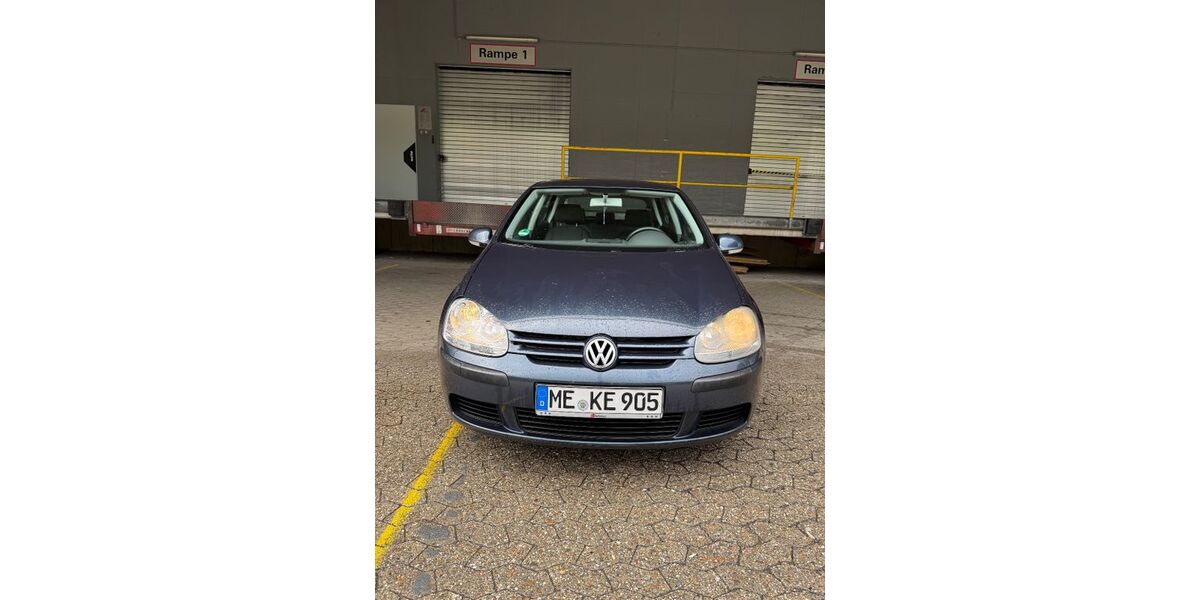 VW Golf 208.440 km 2.800 &euro; Velbert 42551