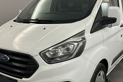 Ford Tourneo Custom 59.800 km 26.900 € Bochum 44803