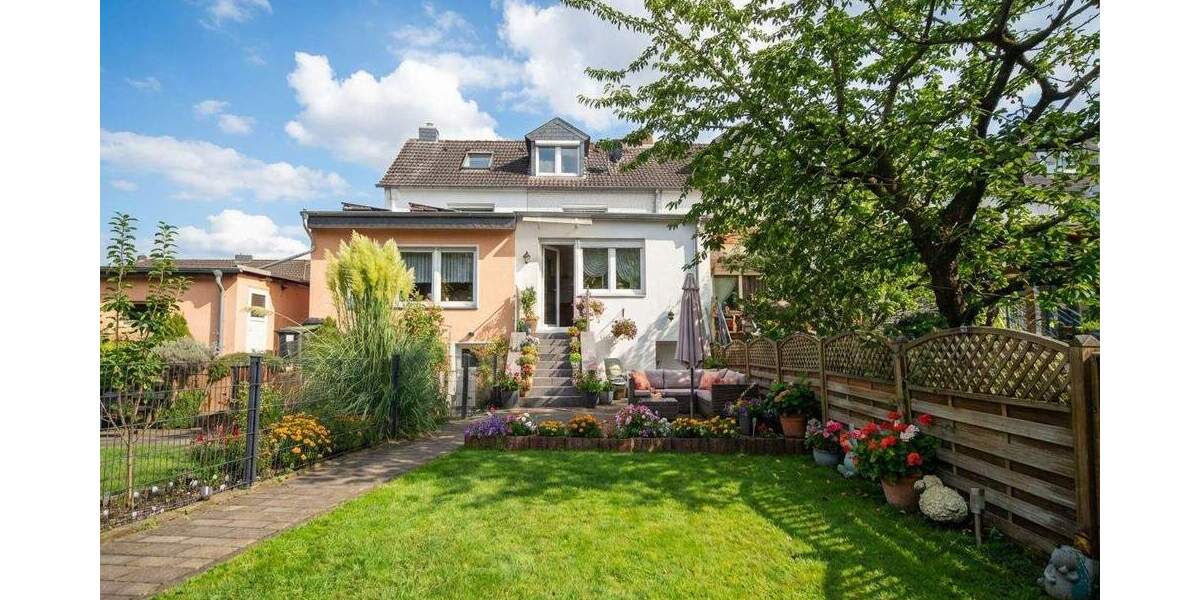 Reihenmittelhaus Kamp - Lintfort Stadtkern - 4 Zimmer, 110 m&sup2;, 368.000&euro; | Angebot:25696612