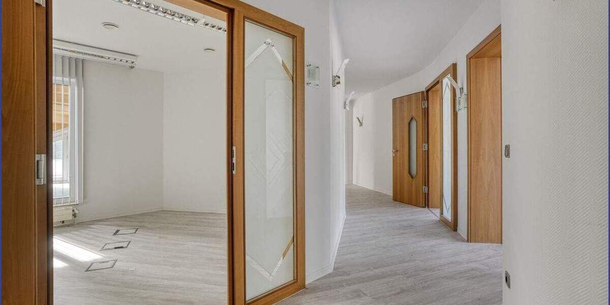 Attraktives Geschäftshaus in Bestlage von Essen-Altenessen zimmer