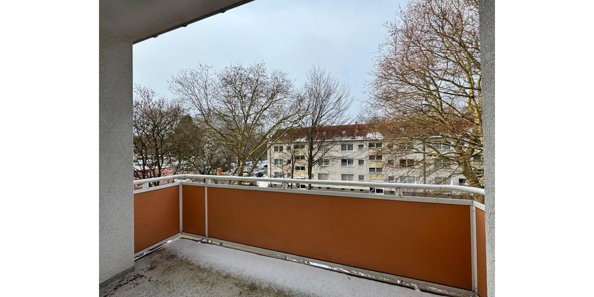 tolle 2-Zi-Wohnung mit Balkon und Einbauküche in Eppendorf! 2 zimmer
