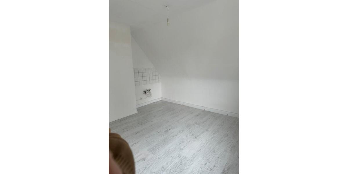 Dachgeschoßwohnung Marl Alt-Marl - 3 Zimmer, 63 m&sup2;, 650&euro; | Angebot:27621070