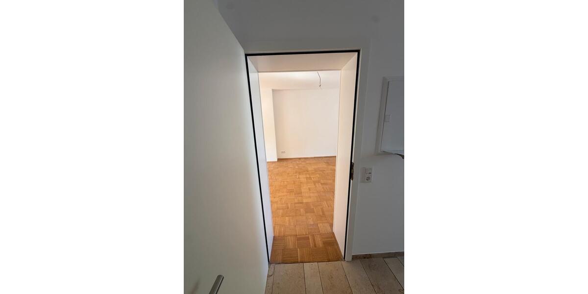 Erdgeschoßwohnung Bochum Wiemelhausen - 4 Zimmer, 125 m&sup2;, 1.680&euro; | Angebot:27596772