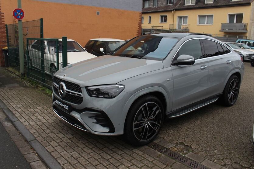 Mercedes-Benz GLE 350 14.000 km 89.850 € Duisburg 47139