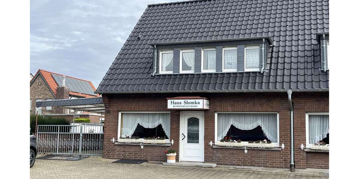 Haus zum Kaufen in Moers 285.000 € 180 m² 5 zimmer