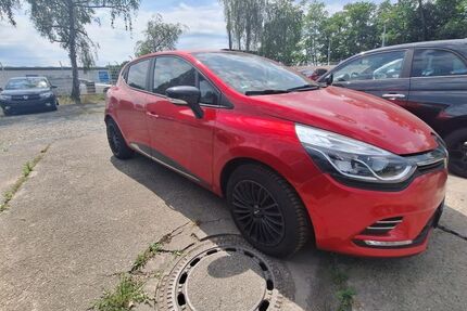 Renault Clio 40.000 km 9.990 &euro; Moers 47441