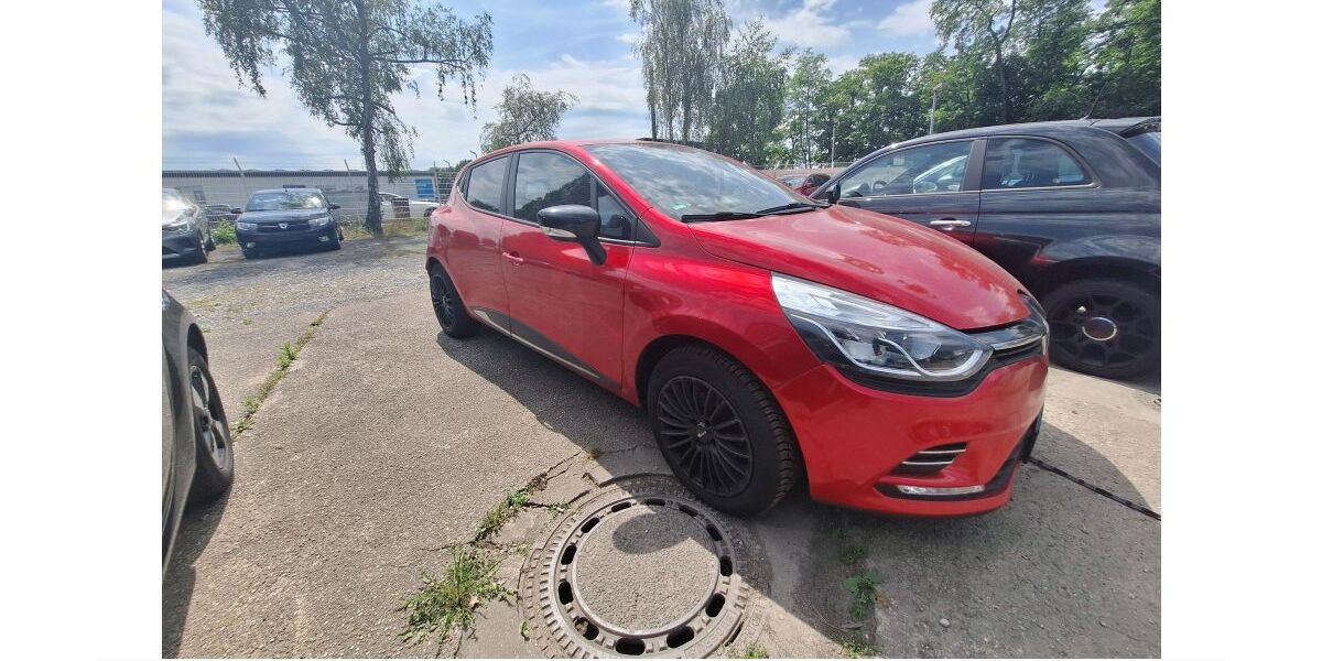 Renault Clio 40.000 km 9.990 &euro; Moers 47441