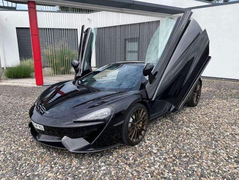 570GT