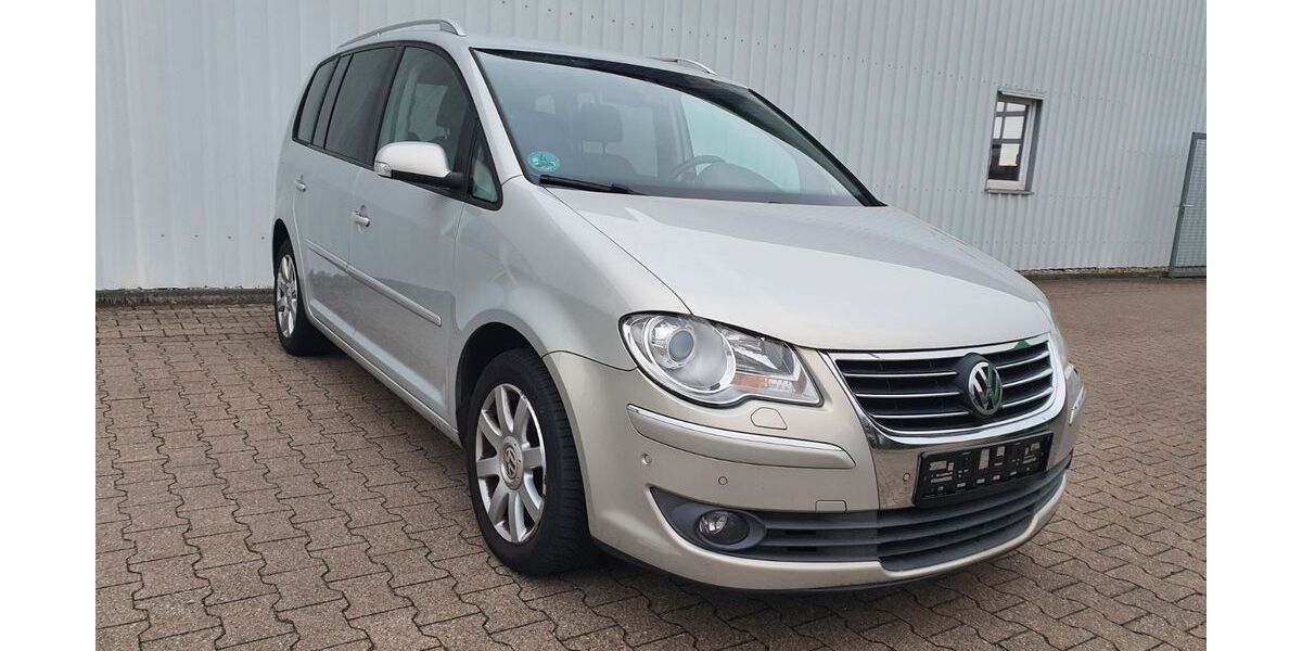 VW Touran 200.900 km 4.700 &euro; Kamp-Lintfort 47475