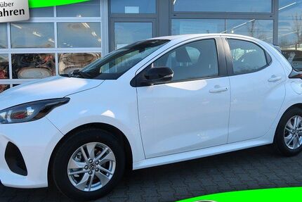 Mazda 2 Hybrid 3.000 km 22.480 € Marl 45772