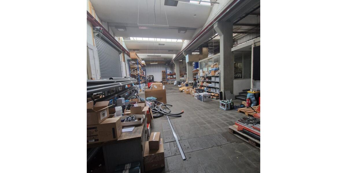 BÜROS MIT LAGERFLÄCHEN zimmer