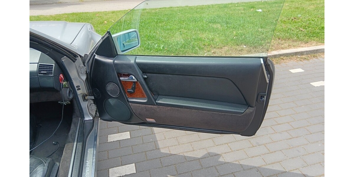 Mercedes-Benz SL 300 144.500 km 20.000 € Essen 45121