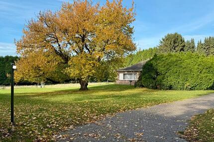 Gepflegter Bungalow mit großem Grundstück, Vollkeller, Sauna 6 zimmer