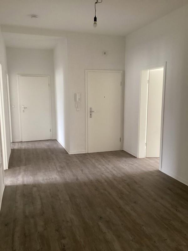 Auto? Unnötig! Mitten in der City: zentrale 4-Zimmer-Wohnung (keine Zahlung über das Jobcenter) zimmer