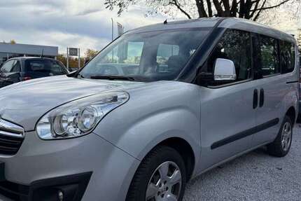 Opel Combo 196.000 km 6.490 € Gelsenkirchen 45891