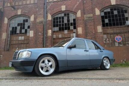 Mercedes-Benz 190 98.000 km 8.000 &euro; Dinslaken 46539