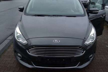 Ford S-Max 105.000 km 11.900 € Bottrop 46242