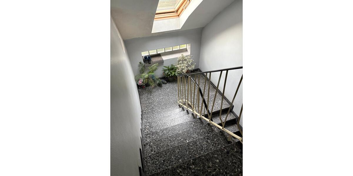 Zwei Dachgeschosswohnungen zum Preis von einer 4 zimmer