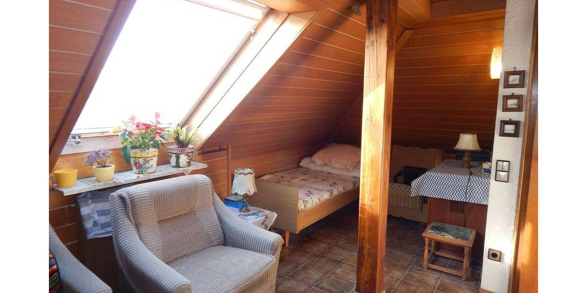 Etagenwohnung Kamp-Lintfort Geisbruch - 3 Zimmer, 78 m&sup2;, 168.000&euro; | Angebot:26015692