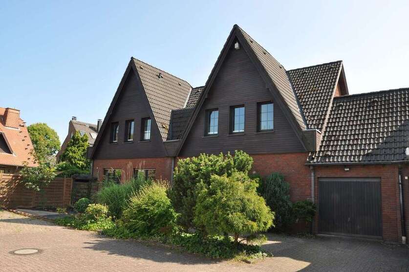 Haus zum Kaufen in Duisburg 780.000 € 210 m²