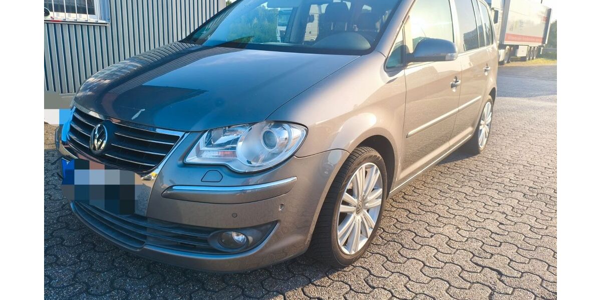 VW Touran 149.000 km 6.999 &euro; Essen 45279
