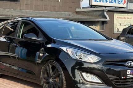 Hyundai i30 176.606 km 5.190 &euro; Dinslaken 46537
