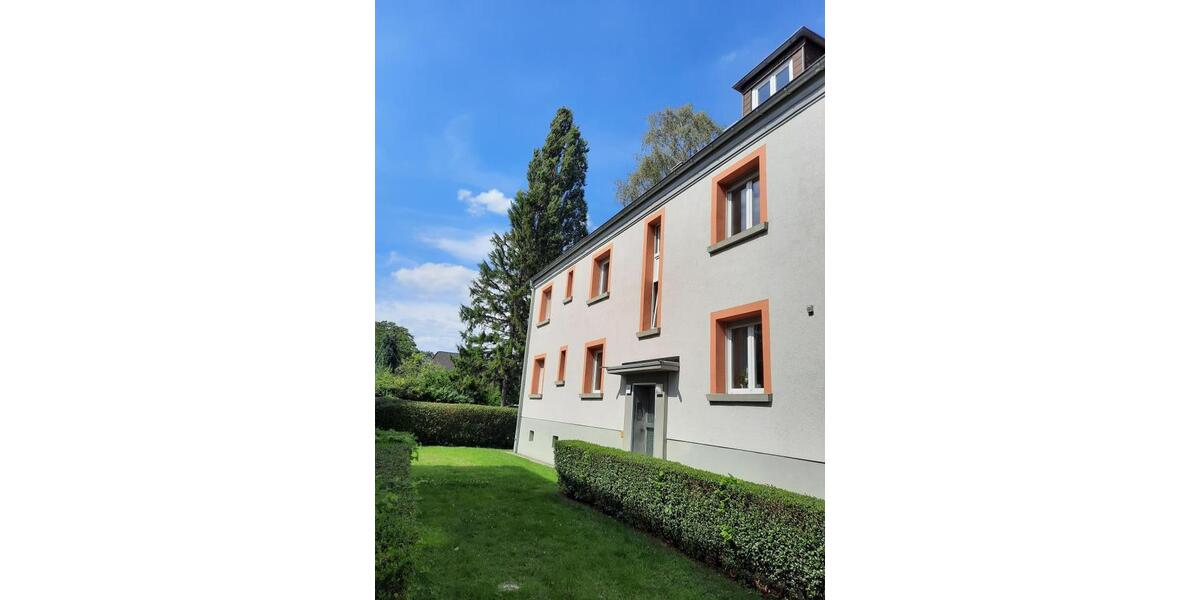 Dachgeschoßwohnung Essen Stadtbezirk V - 3.5 Zimmer, 70 m&sup2;, 537&euro; | Angebot:25175731