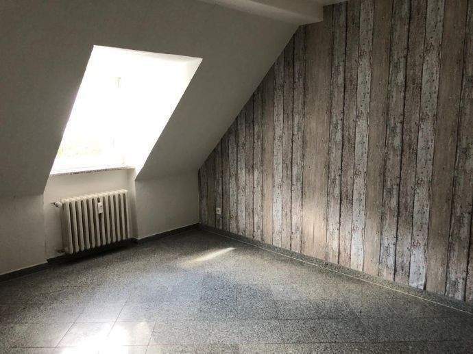 Etagenwohnung Gelsenkirchen Horst - 4 Zimmer, 85 m&sup2;, 700&euro; | Angebot:24268970