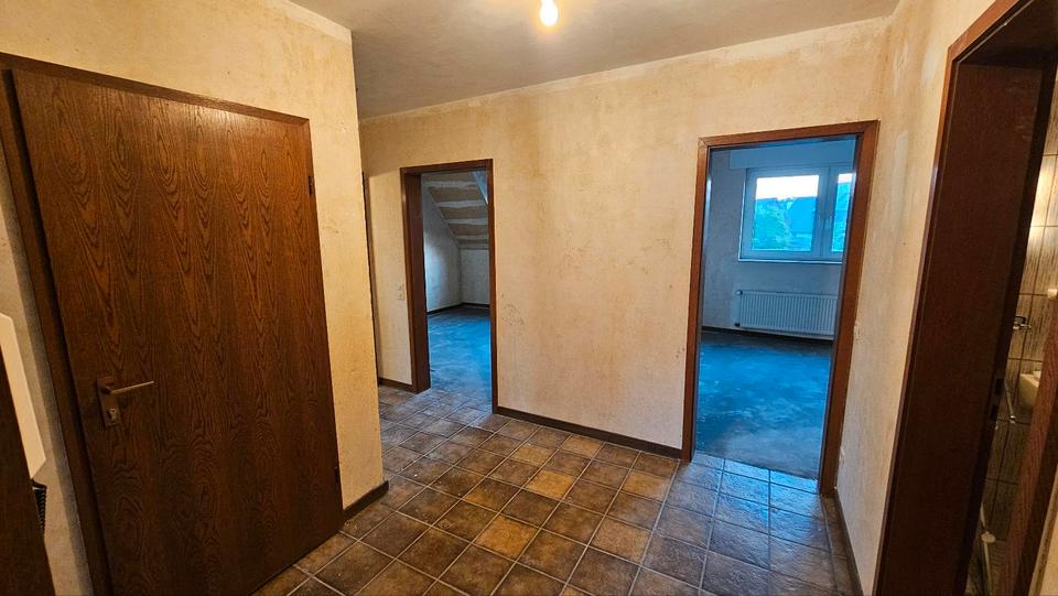 Etagenwohnung Bottrop Ebel - 3.5 Zimmer, 88 m&sup2;, 790&euro; | Angebot:27617472