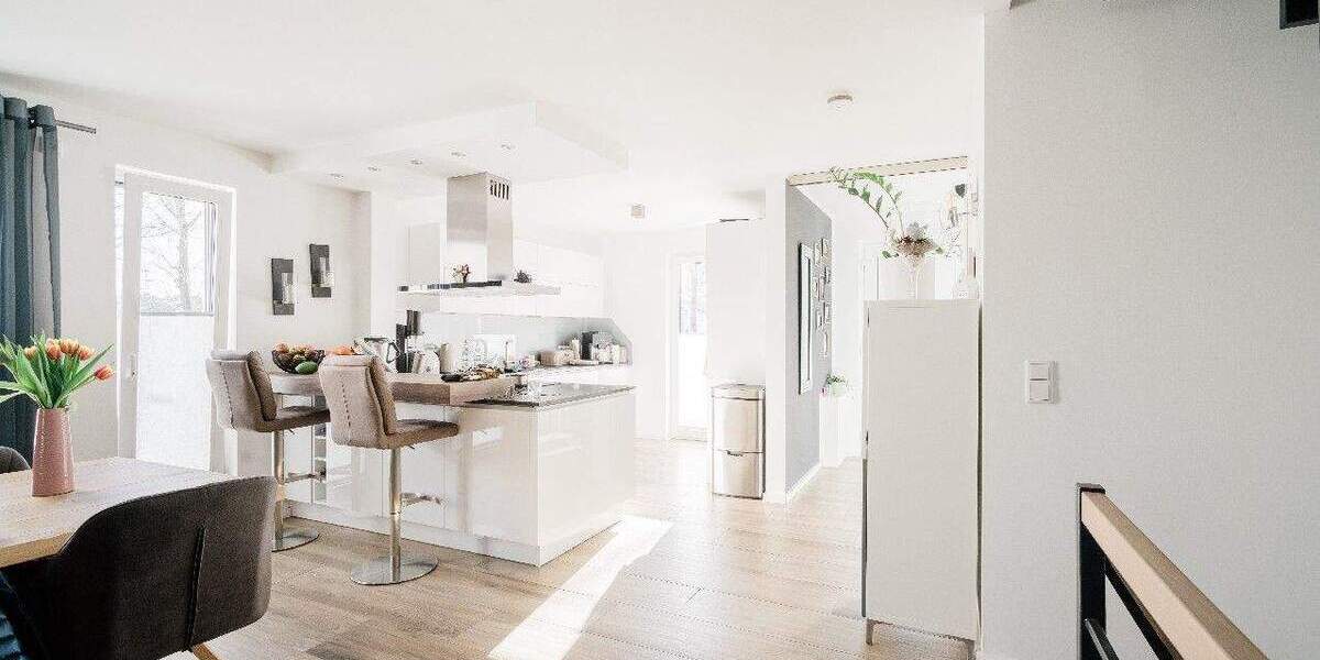 Etagenwohnung Bochum Weitmar - 2 Zimmer, 90 m&sup2;, 445.000&euro; | Angebot:25796494