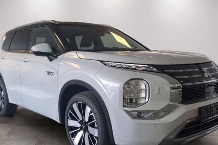 Mitsubishi Plug-in Hybrid Outlander 2.970 km 50.770 € Duisburg 47249