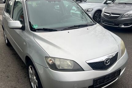Mazda 2 149.000 km 1.699 &euro; Recklinghausen 45663