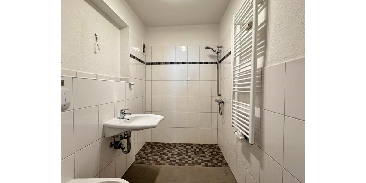 Erdgeschoßwohnung Bochum Eppendorf - 3 Zimmer, 62 m&sup2;, 717&euro; | Angebot:26080780