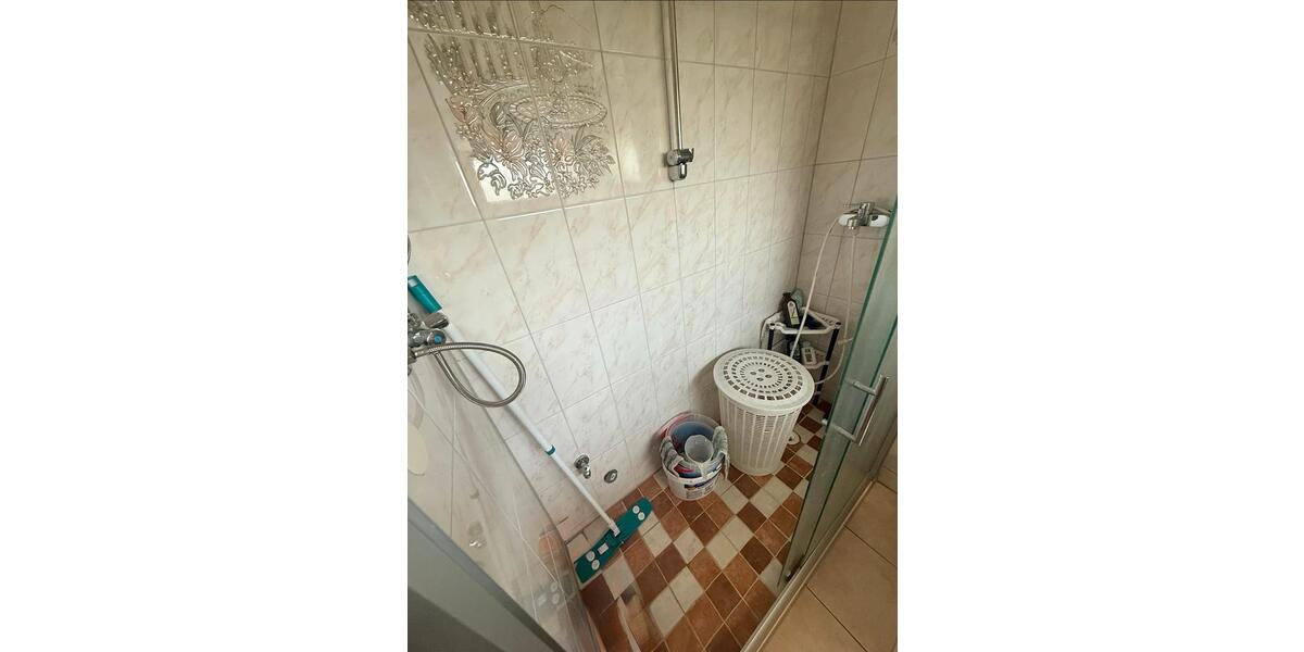 Etagenwohnung Mülheim an der Ruhr - 4 Zimmer, 67 m&sup2;, 120.000&euro; | Angebot:26977247