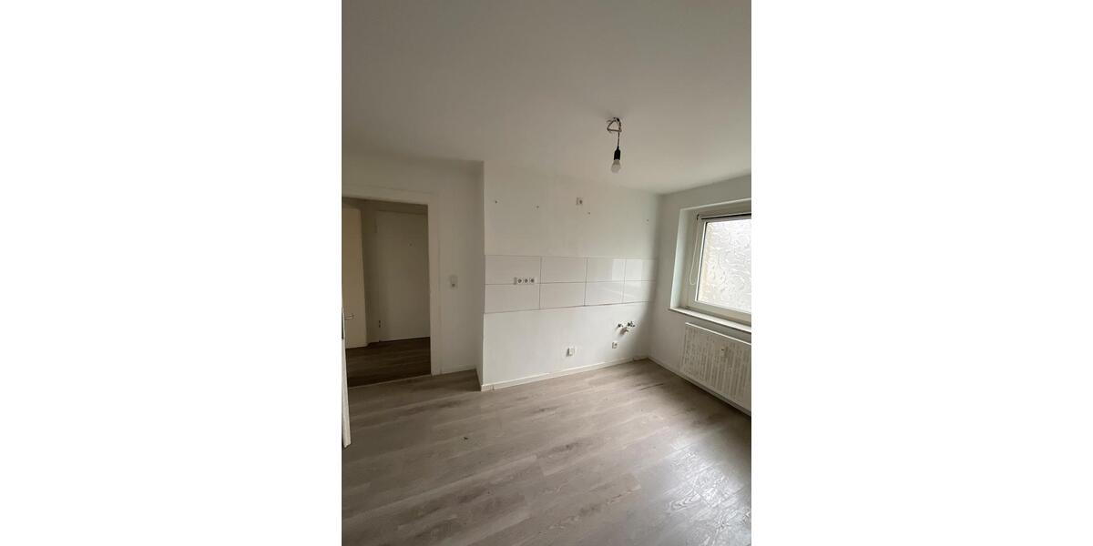 Erdgeschoßwohnung Duisburg Essenberg - 1 Zimmer, 35 m&sup2;, 379&euro; | Angebot:25548125