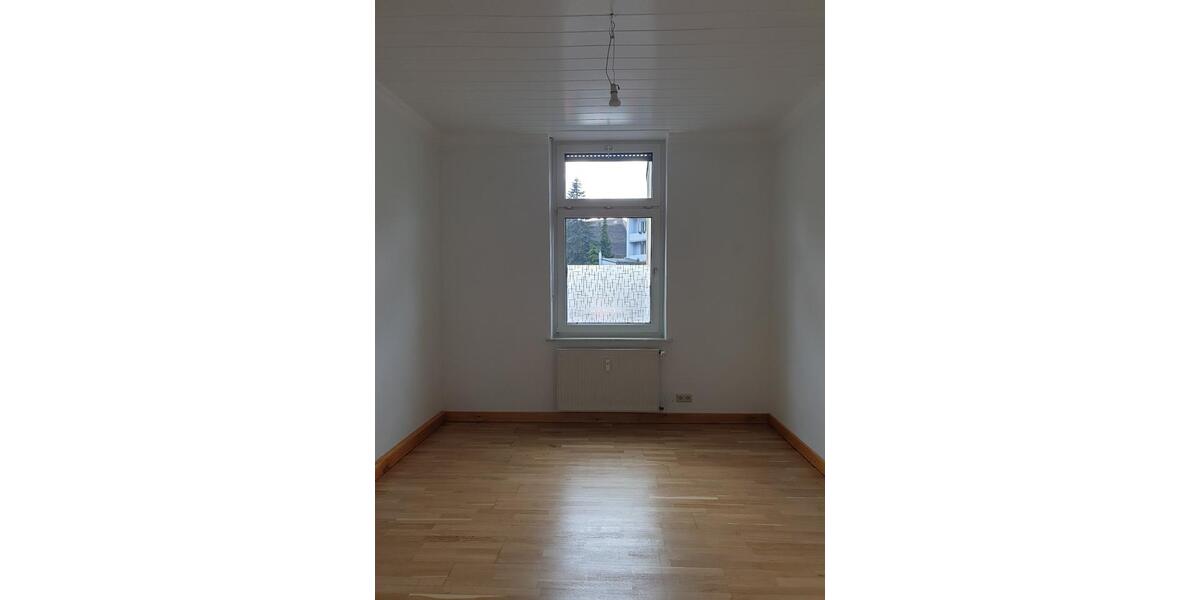 Erdgeschoßwohnung Duisburg Mittelmeiderich - 3 Zimmer, 75 m&sup2;, 600&euro; | Angebot:26321219