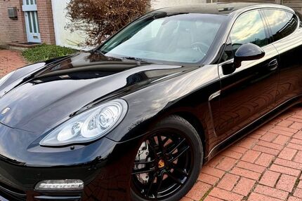 Porsche Panamera 245.000 km 22.470 &euro; Heiligenhaus 42579