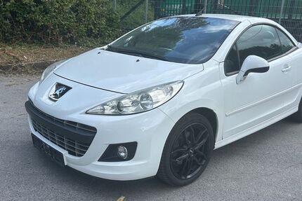 Peugeot 207 170.000 km 3.299 &euro; Gelsenkirchen 45883