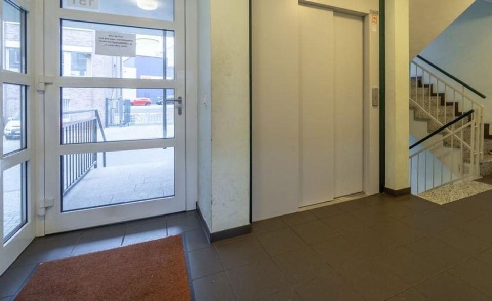 Dachgeschoßwohnung Oberhausen - 3 Zimmer, 80 m&sup2;, 229.000&euro; | Angebot:25098597