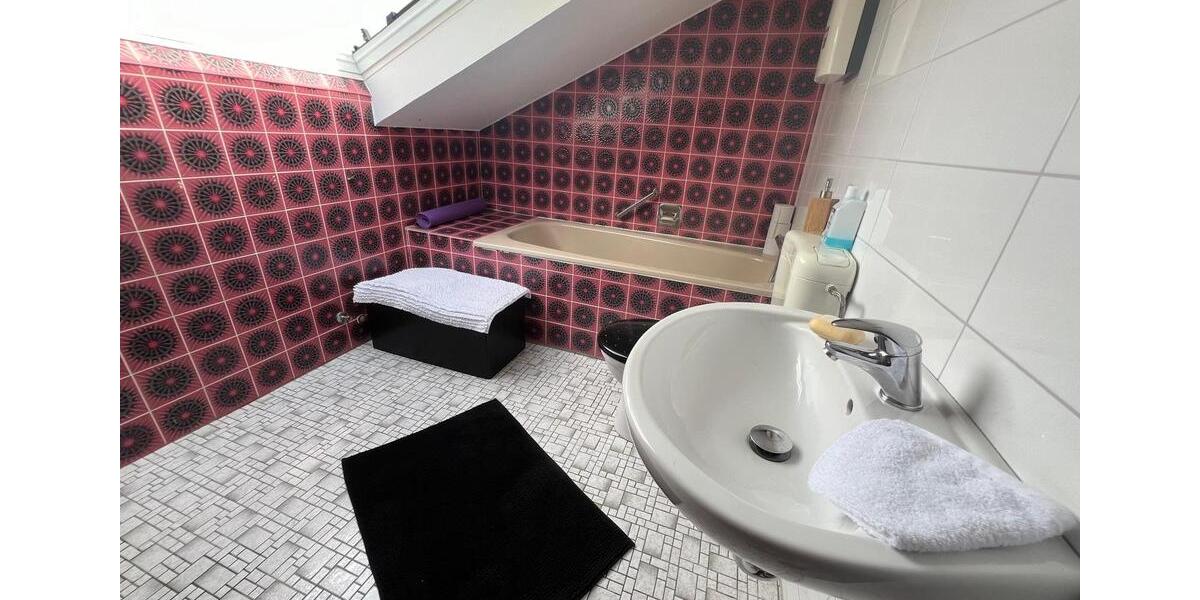 Erdgeschoßwohnung Bochum Bochum-Südwest - 3 Zimmer, 106 m&sup2;, 268.000&euro; | Angebot:25906925