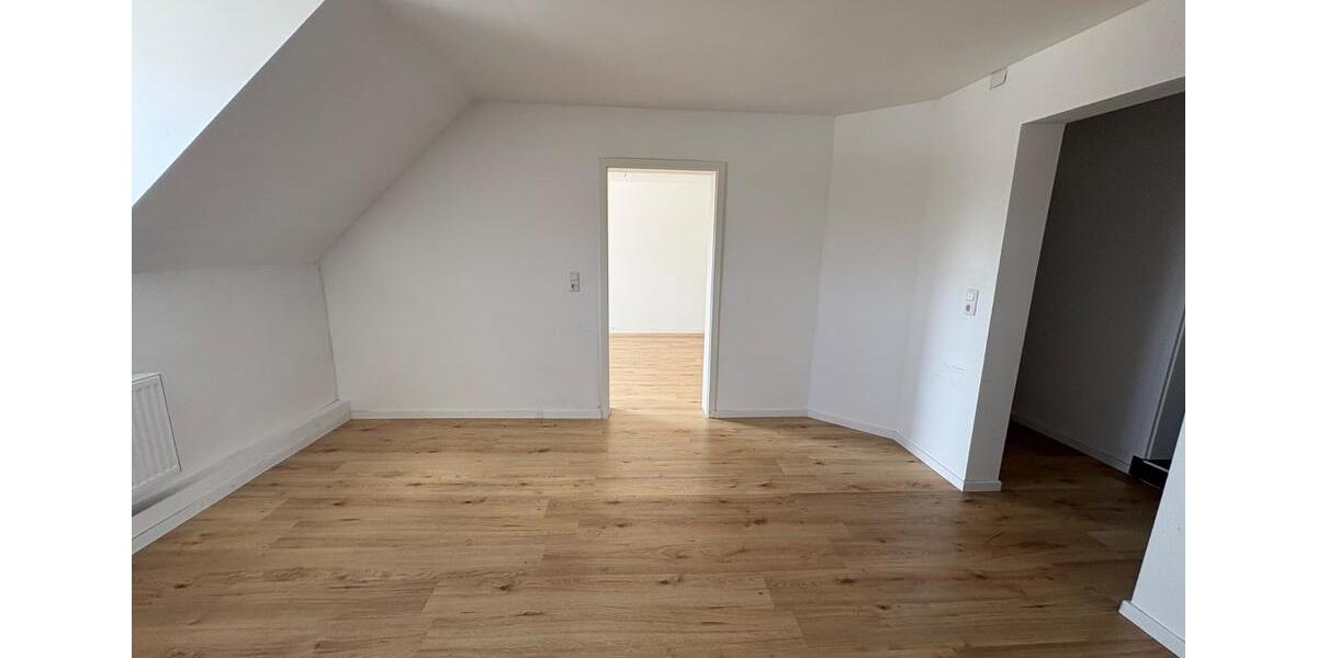 Dachgeschoßwohnung Herten - 4 Zimmer, 100 m&sup2;, 750&euro; | Angebot:26268778