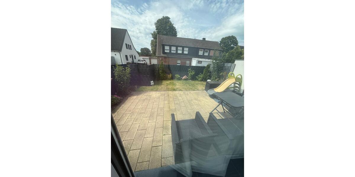 Doppelhaushälfte Oberhausen Biefang - 7 Zimmer, 161 m&sup2;, 1.950&euro; | Angebot:27615887