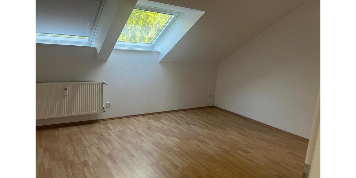 Dachgeschoßwohnung Oer-Erkenschwick Erkenschwick - 3.5 Zimmer, 90 m&sup2;, 855&euro; | Angebot:26267448