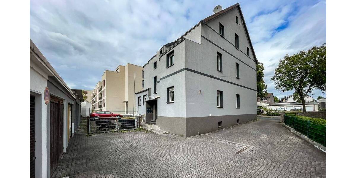 Einfamilienhaus + Mehrfamilienhaus - 7 Einheiten - 5 Garagen - freistehend 1 zimmer