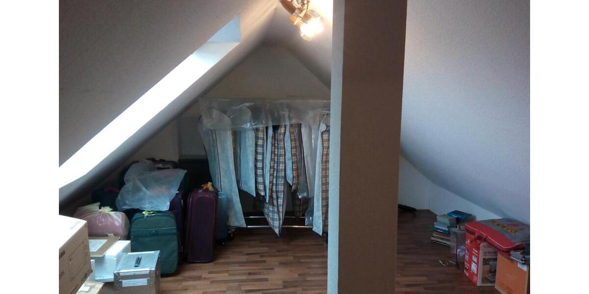 Dachgeschoßwohnung Bochum Querenburg - 4.5 Zimmer, 88 m&sup2;, 822&euro; | Angebot:26279651