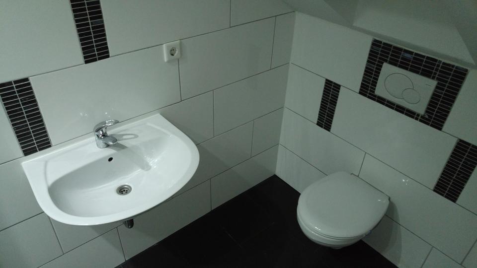 Dachgeschosswohnung Stadtmitte 1 zimmer